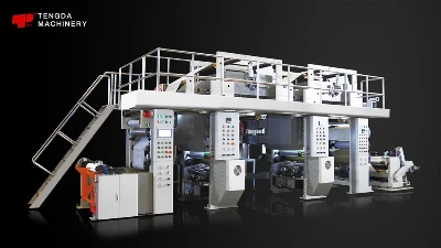 Máquina para estampar y recubrir papel de liar